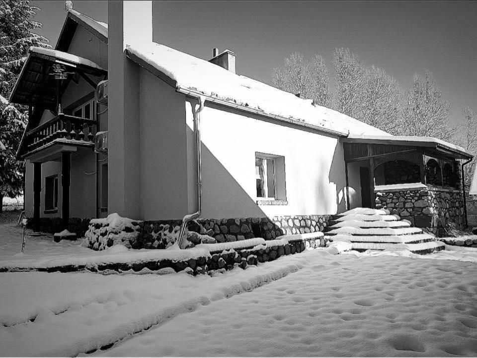 Dobrze Mi Tu-Kikity Exterior foto